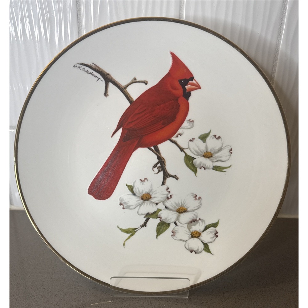 Vintage 1974 North American Song Bird Plate Cardinal By Avon Don Eckelberry VGUC